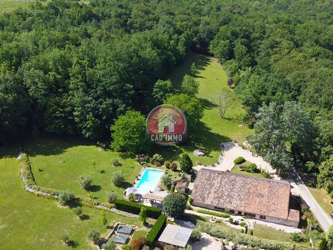 Maison à ROUFFIGNAC-DE-SIGOULES