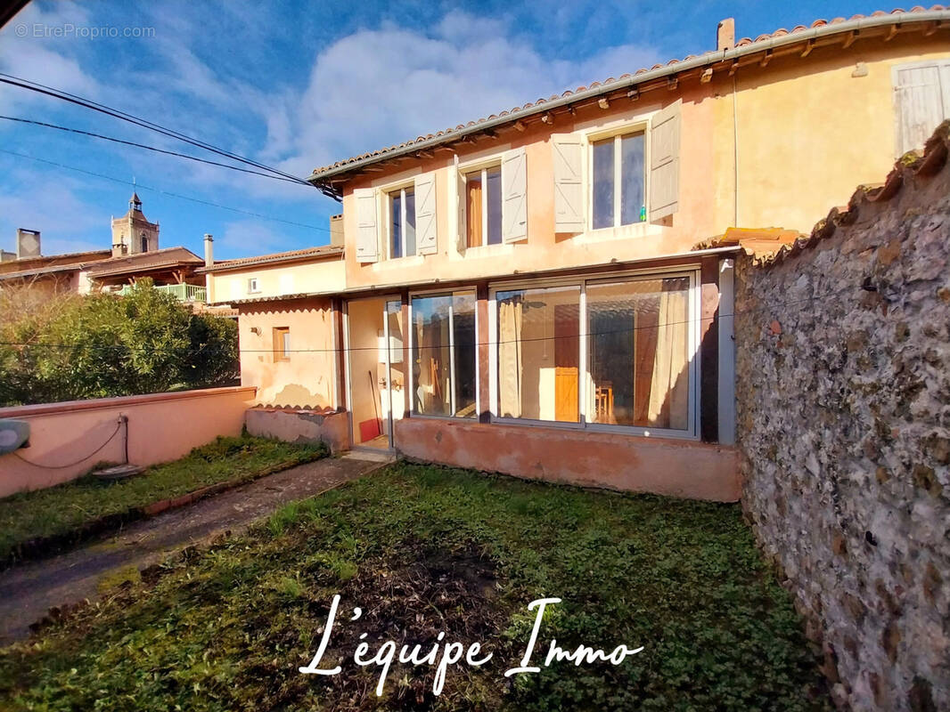 Maison à MAUVEZIN