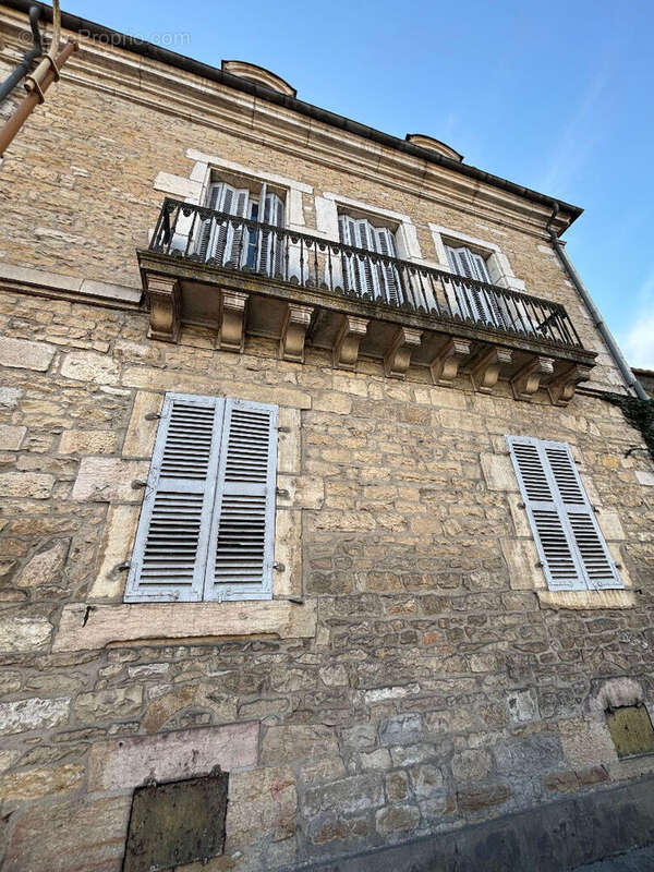 Appartement à GENLIS