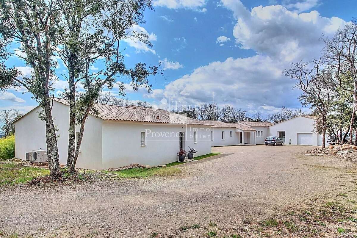 Maison à BAUDINARD-SUR-VERDON