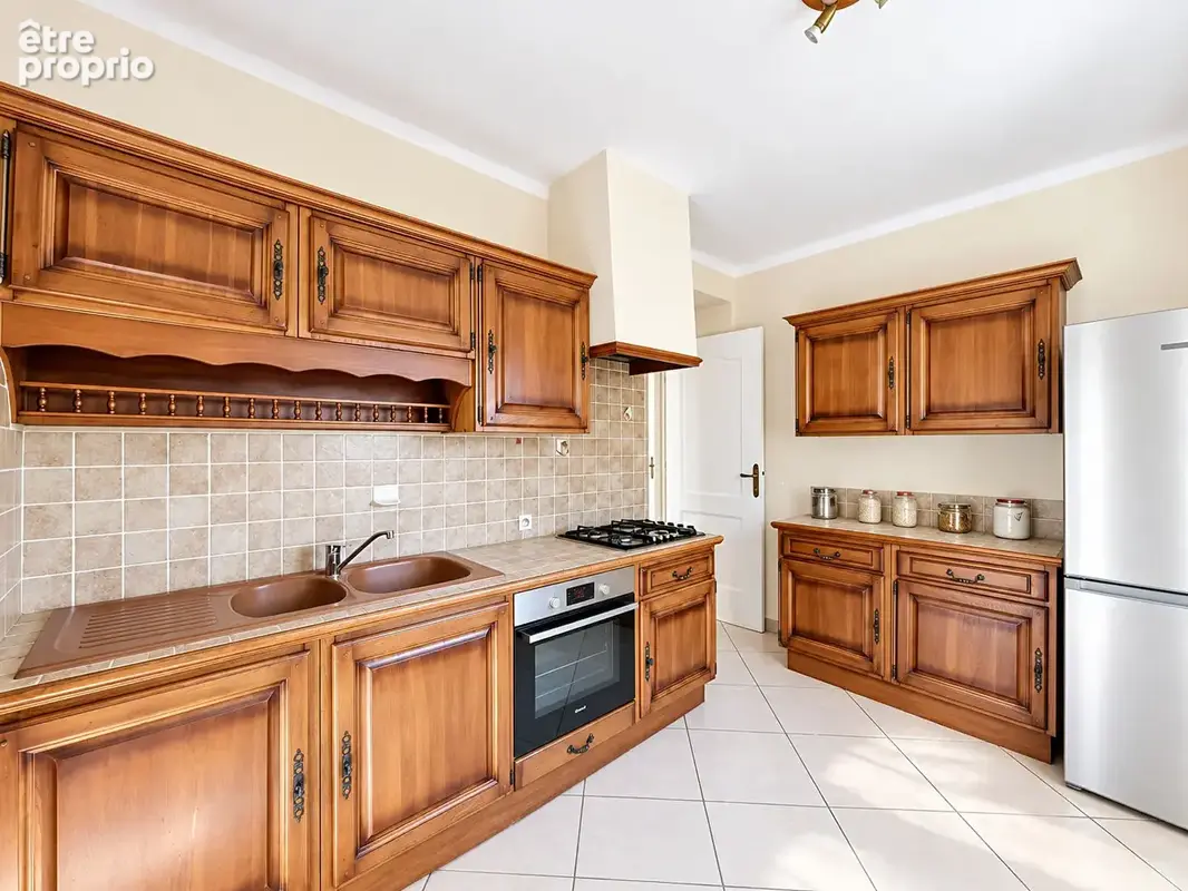 Nimes amoureux - maison p5 avec jardin, garage et dependances - photo 4