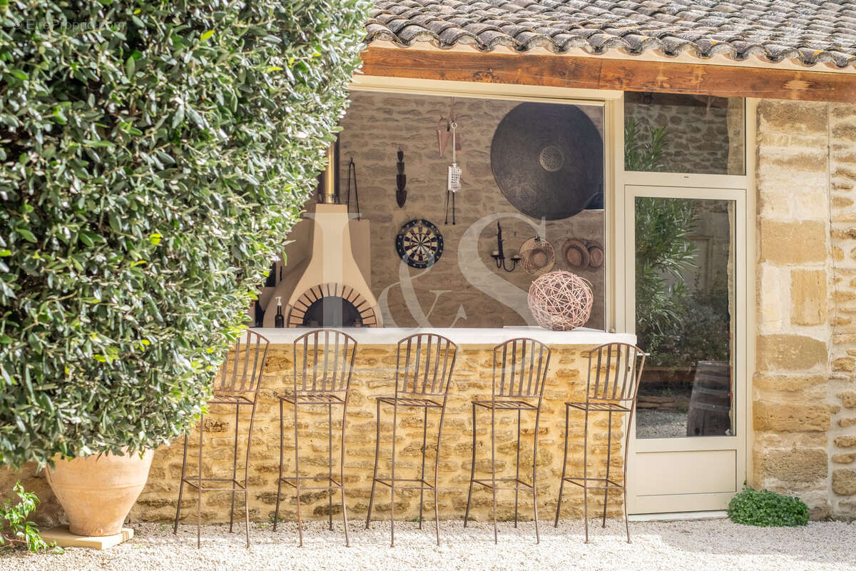 Maison à GRIGNAN