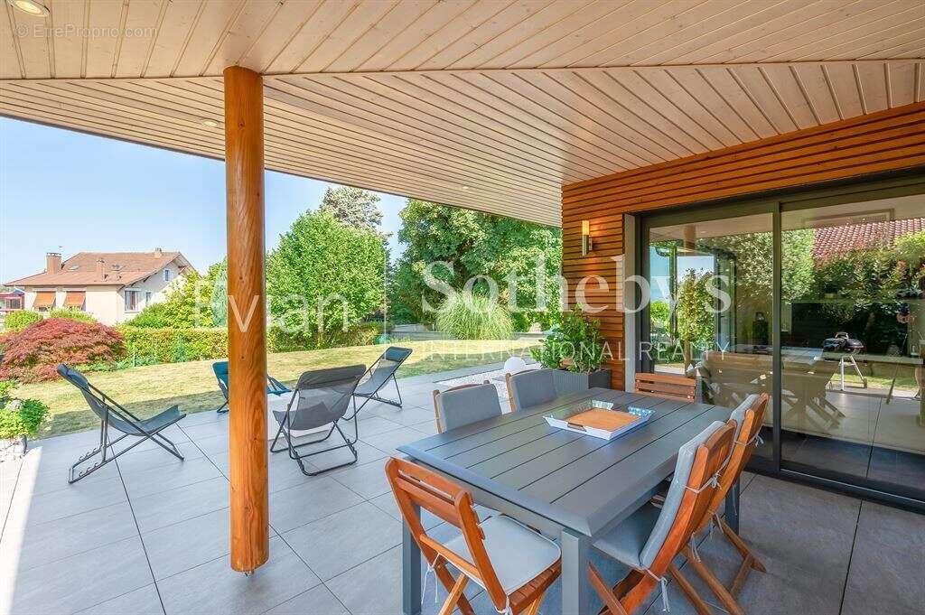 Maison à MAXILLY-SUR-LEMAN