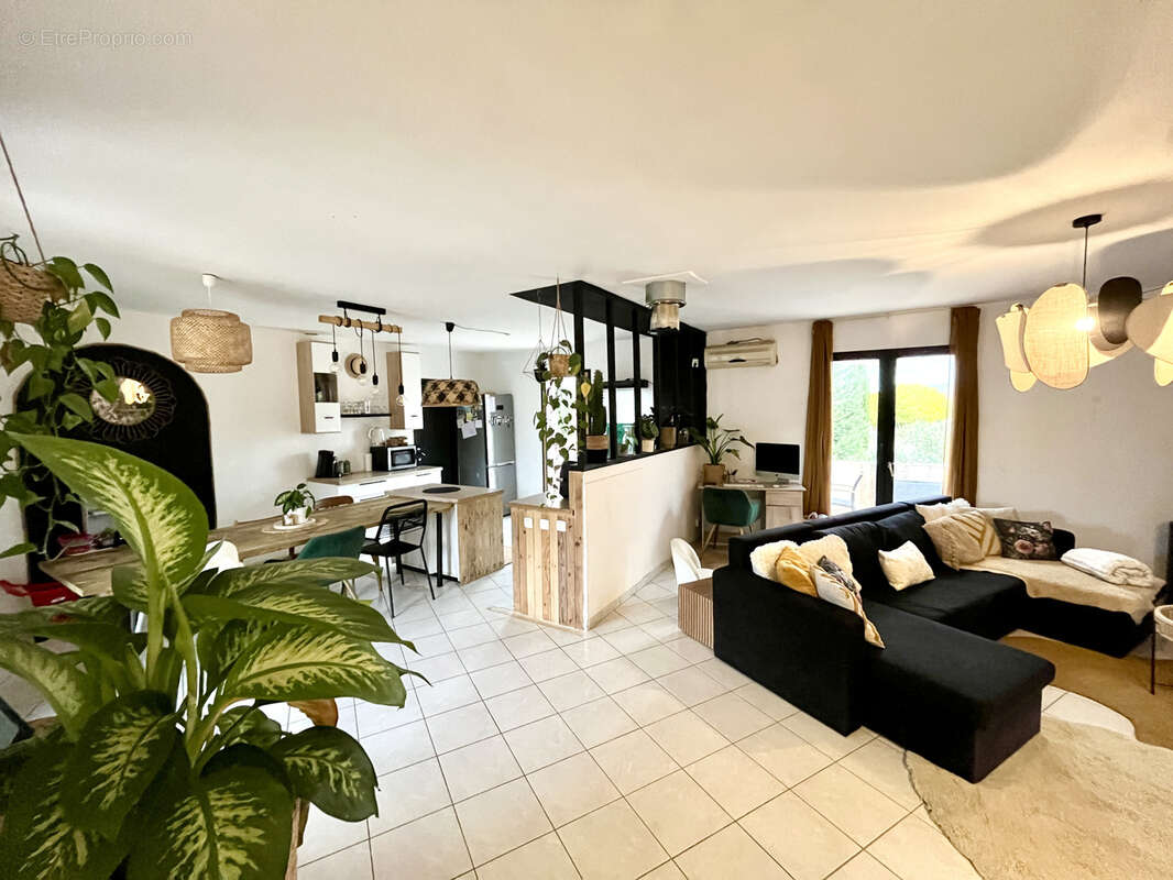 Maison à AIGUES-VIVES