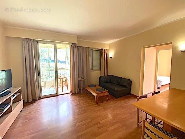 Appartement à BEAULIEU-SUR-MER