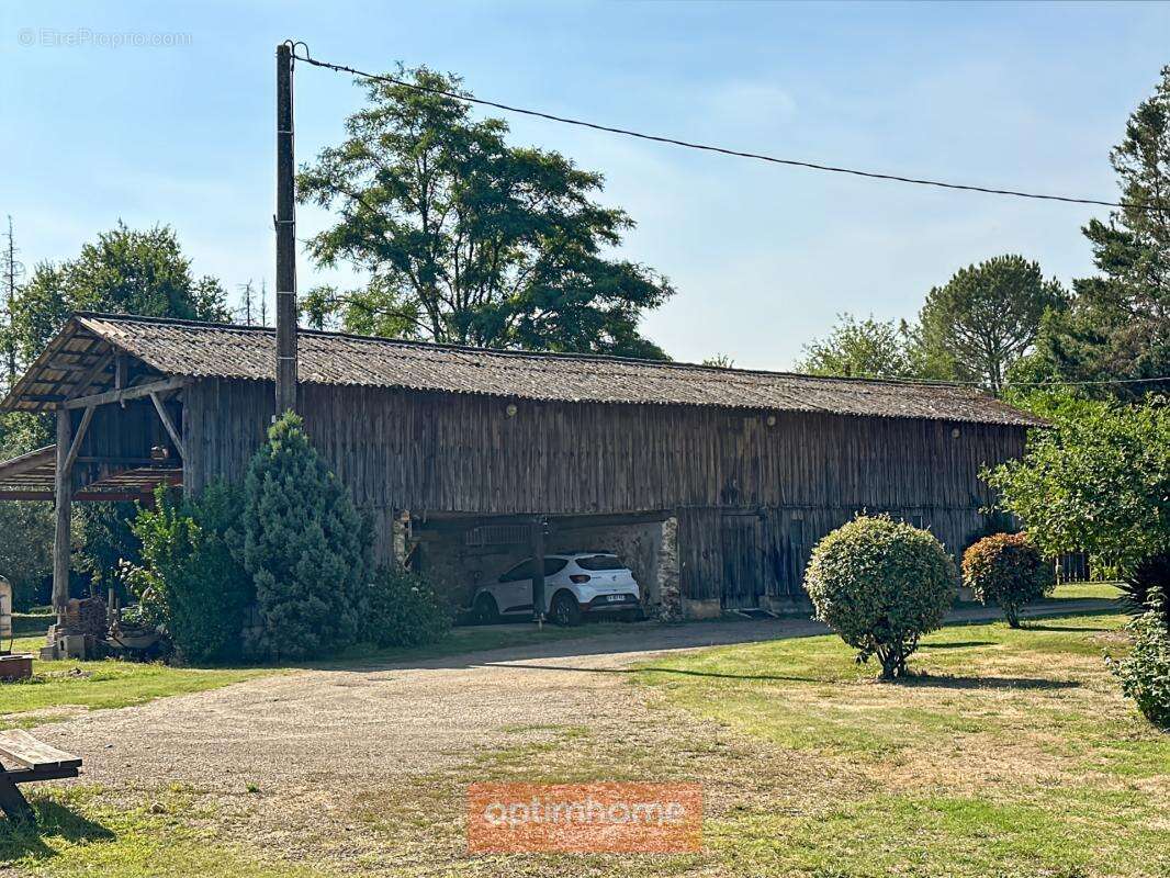 Authentique Landaise en pierres et colombages sur 17 000 M2 de terrain arboré - photo 7