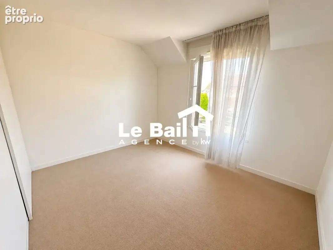 Maison 6 pièces 113 m² à vendre à Osny (95520) - photo 4