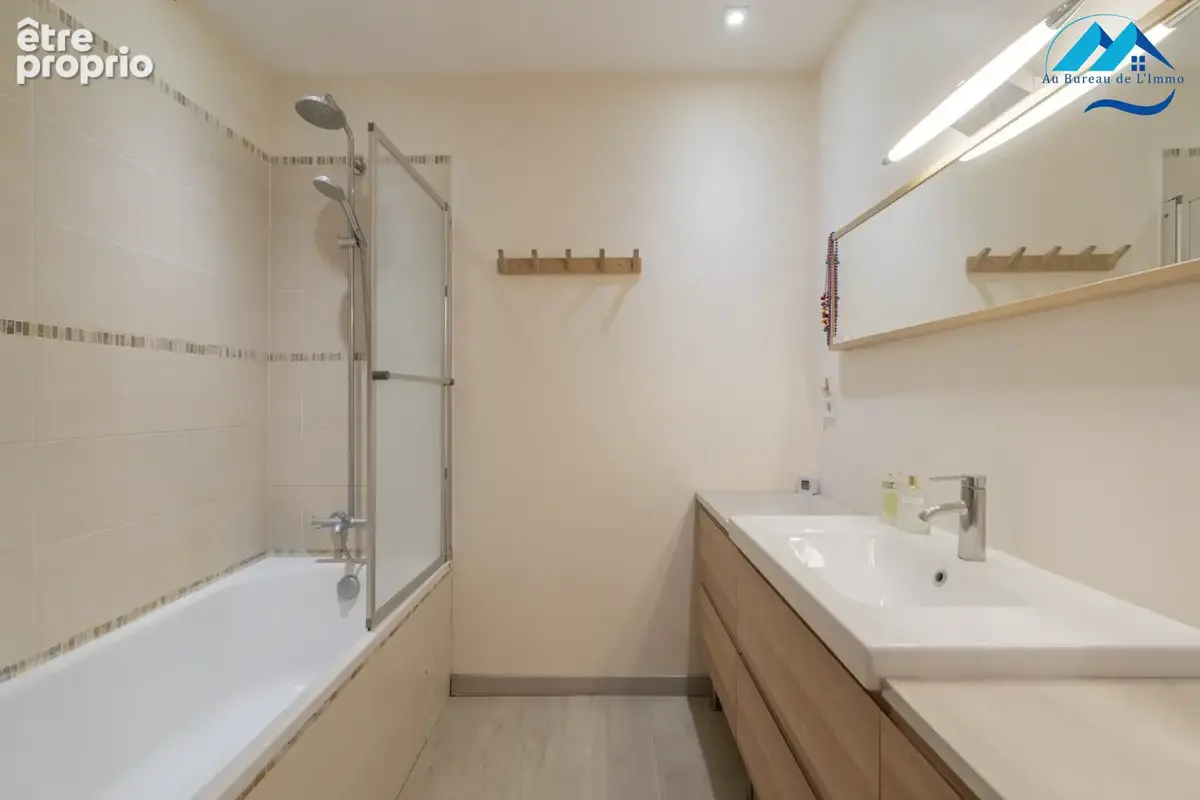 Appartement 4 pièces 76 m² à vendre à Marseille-8e (13008) - photo 7