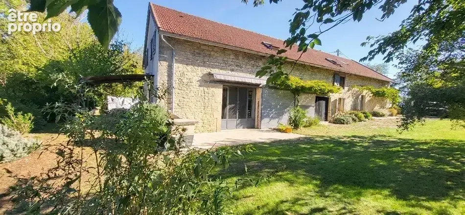 Ancienne grange restaurée avec piscine - photo 3