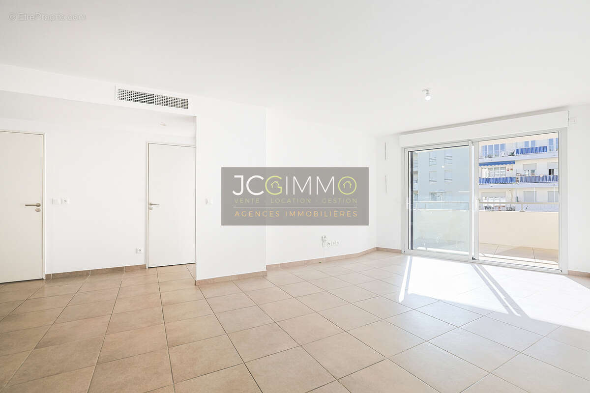 Appartement à CAGNES-SUR-MER