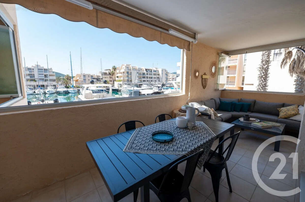 Appartement à BORMES-LES-MIMOSAS