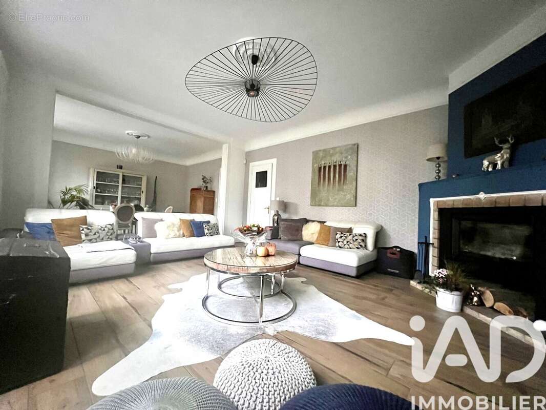 Photo 2 - Maison à GONDECOURT