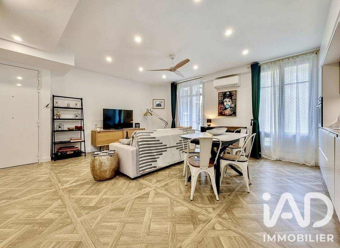 Photo 1 - Appartement à NICE
