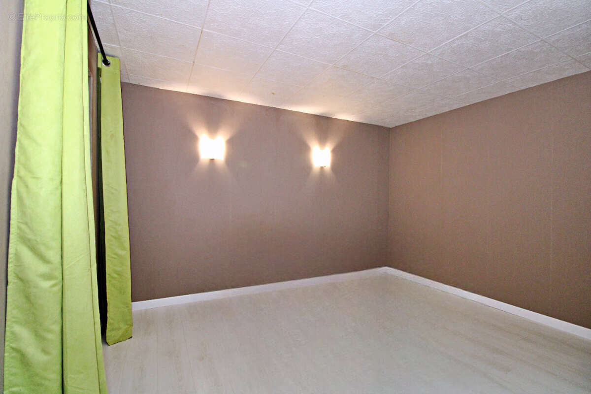 Maison à SAINT-MICHEL-DE-LANES