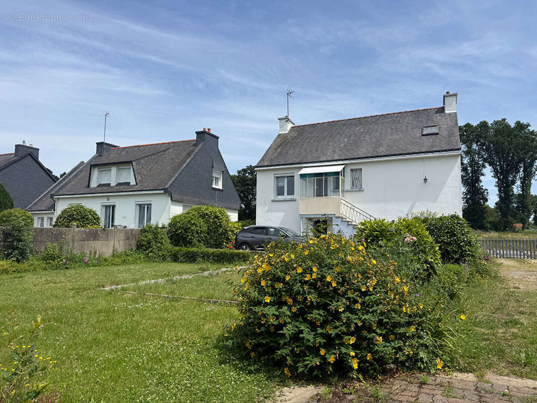 A vendre Locminé, maison d'environ 91m², 3 chambres, sur un terrain d'environ 980  m² - photo 3