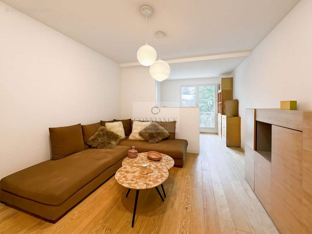 Appartement à SAINT-ETIENNE-DE-TINEE