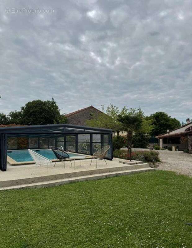 Photo 3 - Maison à VAYLATS