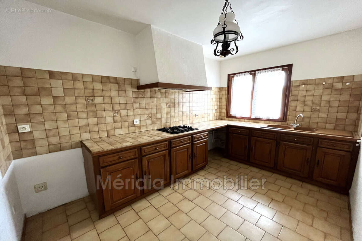 Maison 73 m² à Nefiach  - photo 4