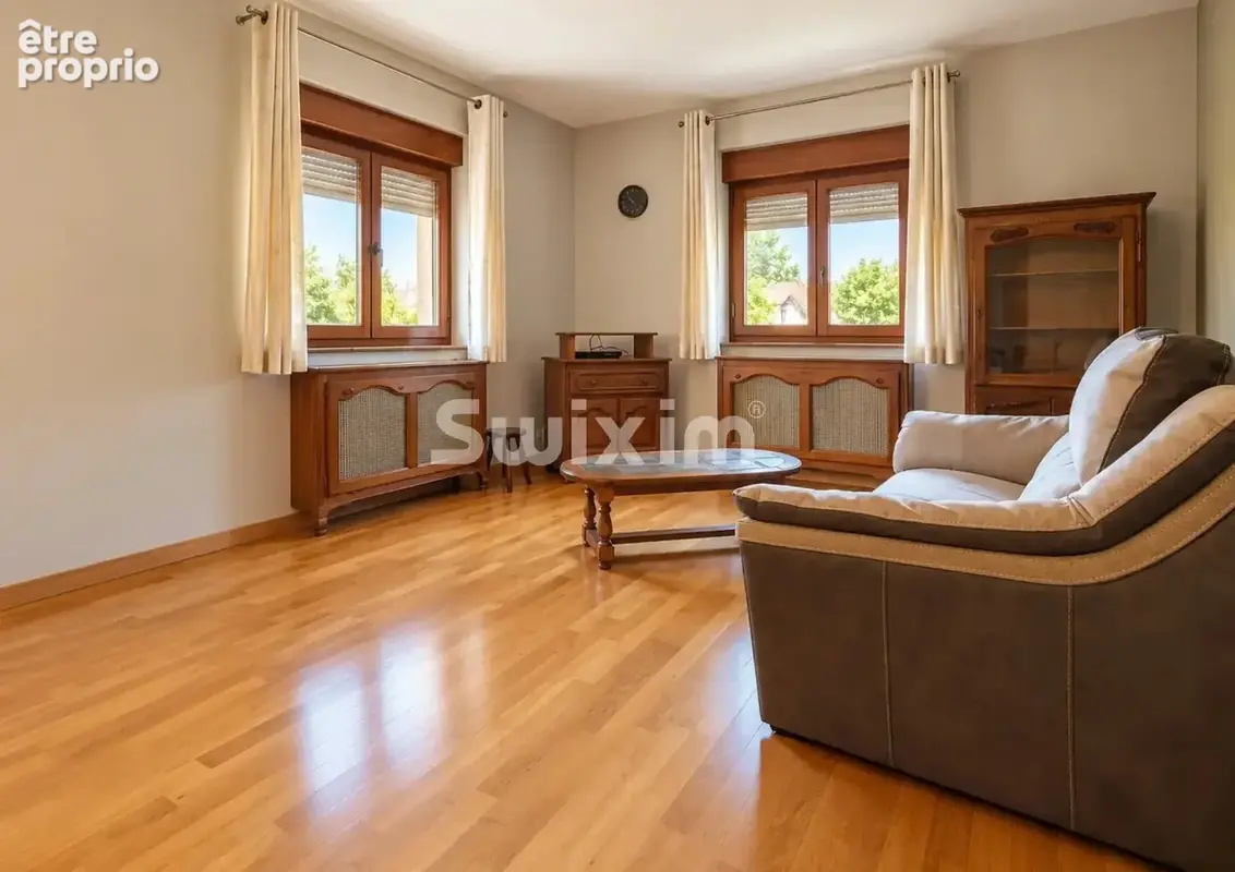 Bergheim – De l'espace avec 5 chambres - photo 3