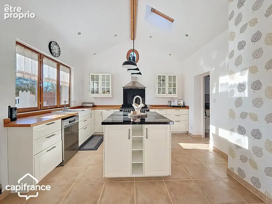 Maison familiale 131 m² – 4 chambres + bureau – vie de plain-pied – jardin 620 m² – La Chapelle-Gaudin (Argentonnay 79150) - photo 3