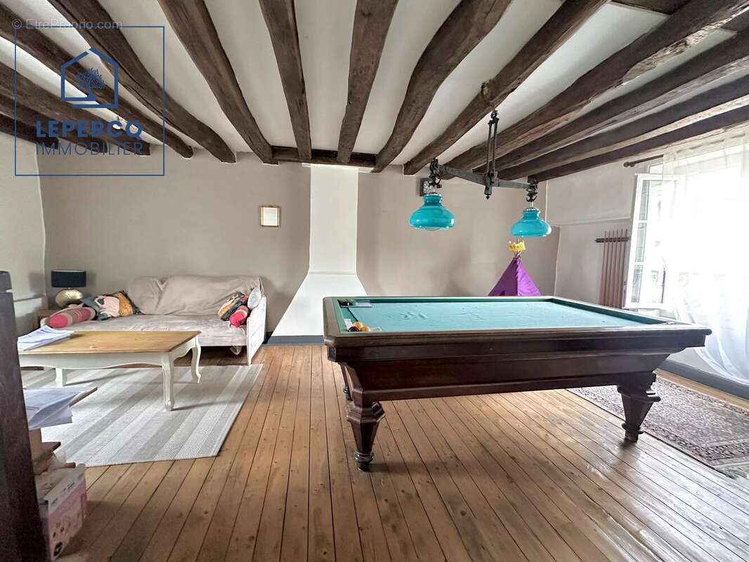 Maison à VILLERS-COTTERETS