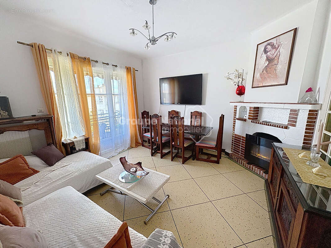Appartement à SAINT-RAPHAEL