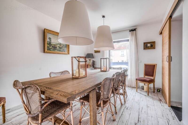 Maison à COULOMMIERS