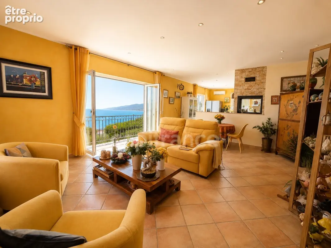 Erbalunga villa 120 m² piscine vue mer en nue propriete occupee ( investissement) - photo 2