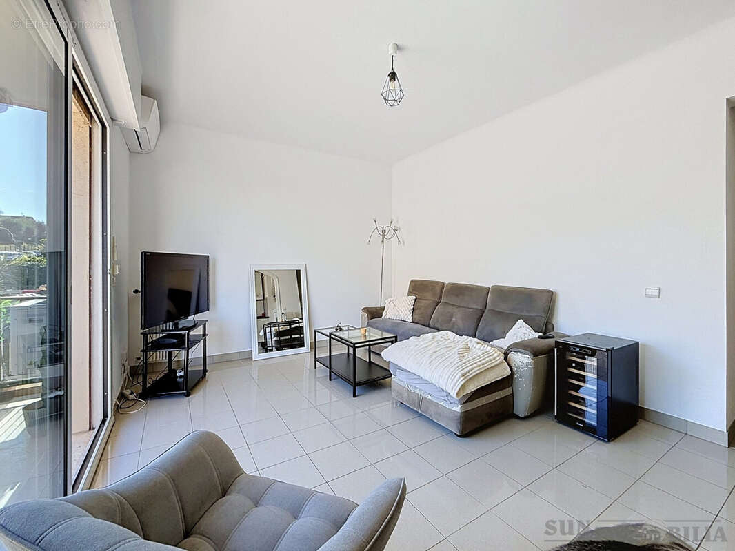 Appartement 61 m² à Nice  - photo 8