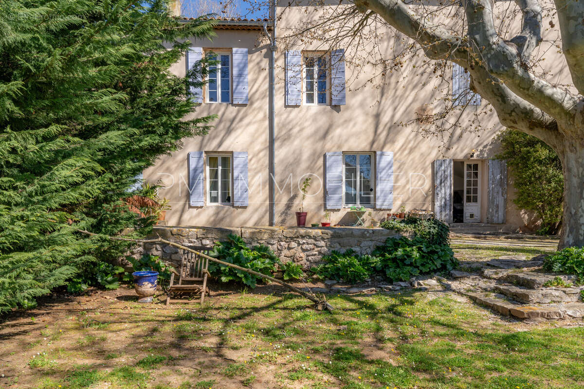 Appartement à LE THOLONET