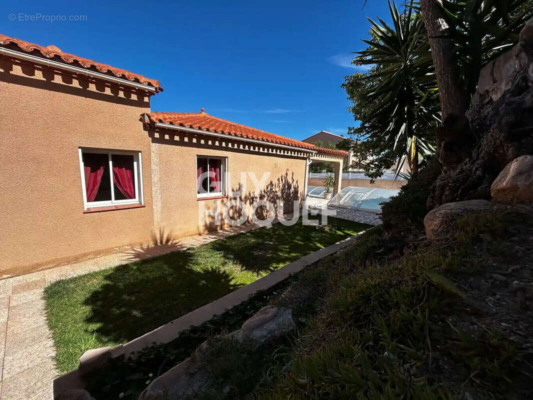 Maison à VILLENEUVE-DE-LA-RAHO