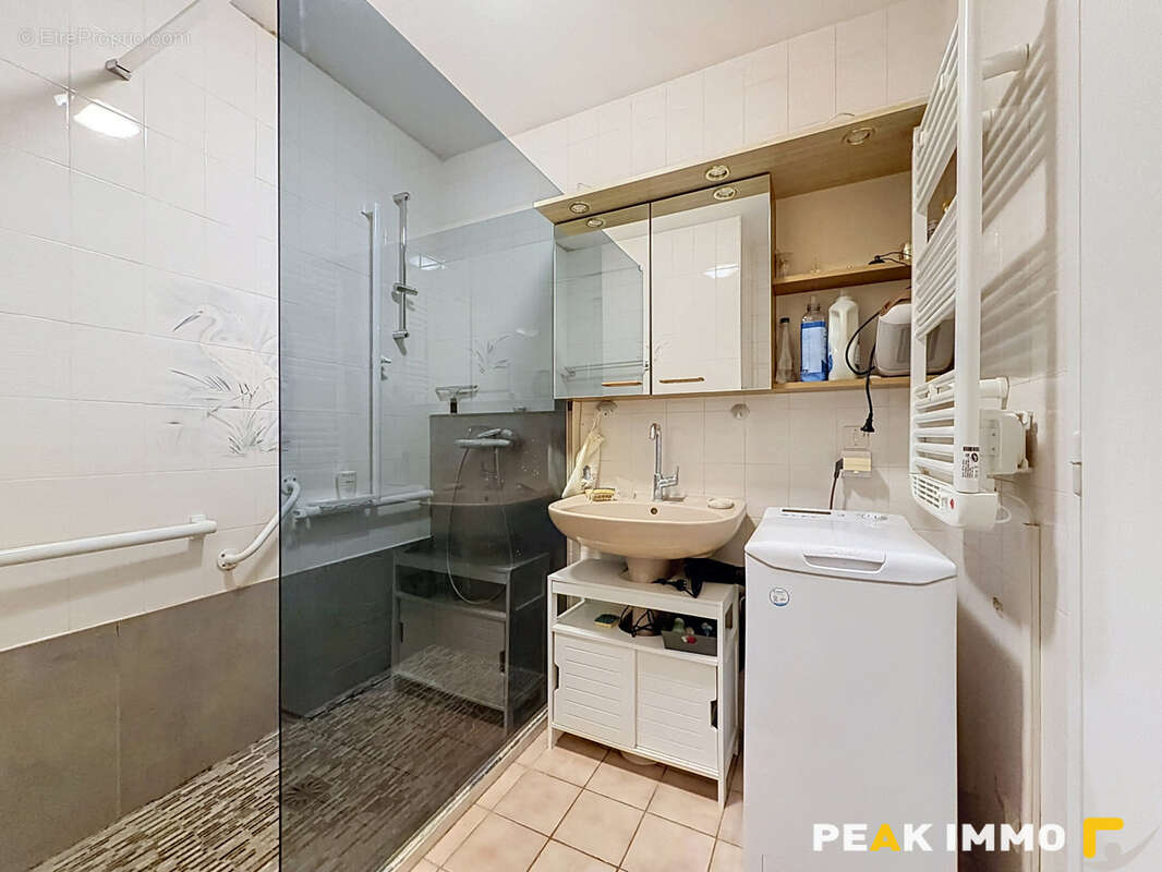 Appartment 3 pièces - 66,65 m2 - Hyper centre Aix-les-Bains - photo 9