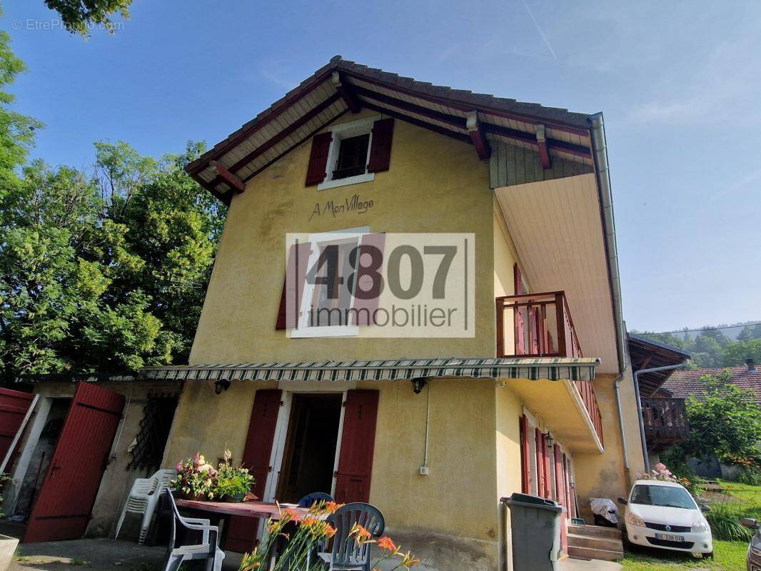 Maison à BONNE