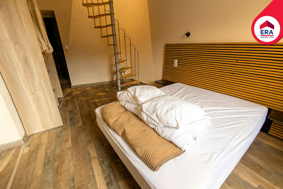 Appartement à SAINT-CHINIAN