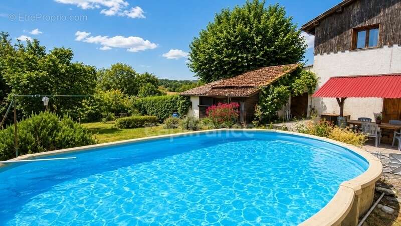 Maison de caractère 165 m² — 4 chambres — Suite indépendante — Piscine — Source privée — Terrain 1 499 m - photo 20