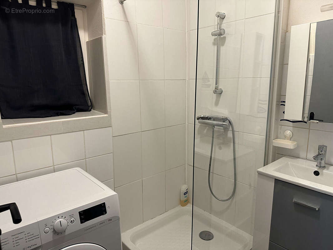 Maison à SEREZIN-DE-LA-TOUR