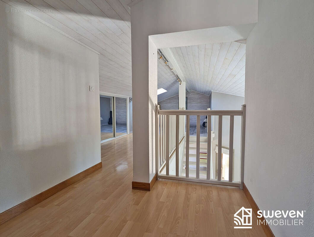 Maison à LABARTHE-SUR-LEZE