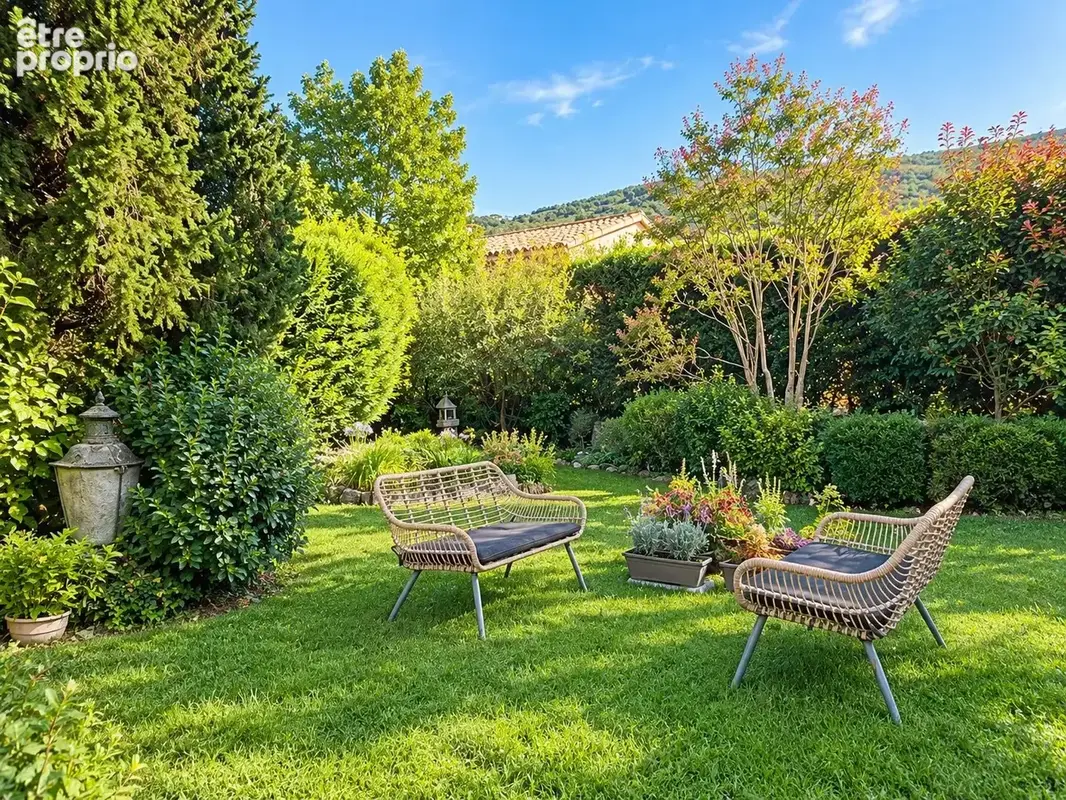 Authentique villa provençale en pierre avec piscine & jardin méditerranéen - photo 19