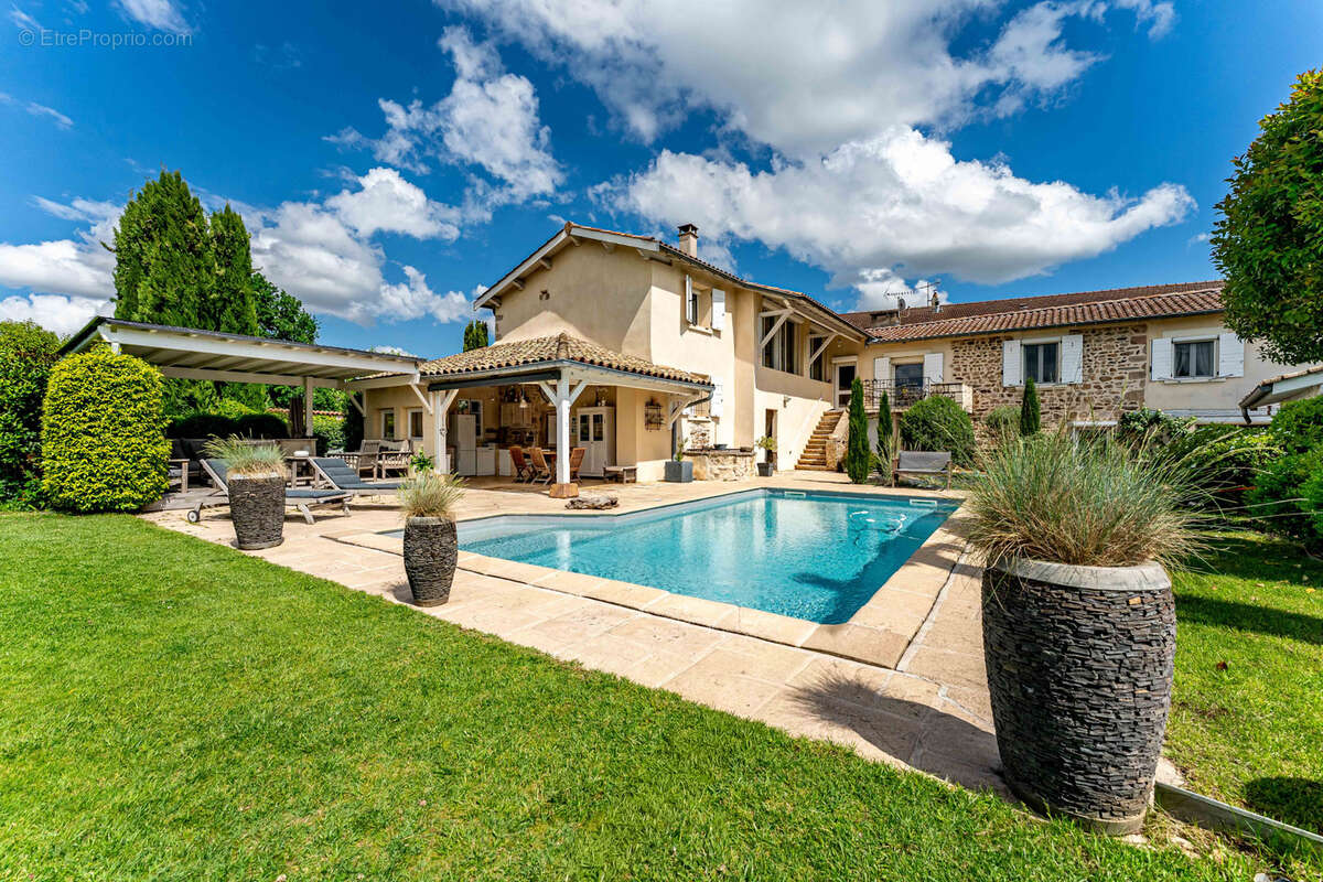 Maison à BRINDAS