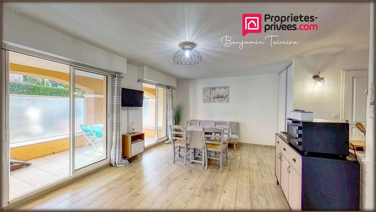 Appartement à FREJUS