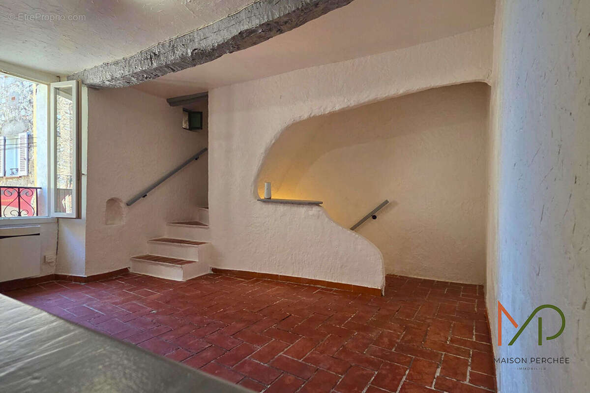 Maison à TRANS-EN-PROVENCE