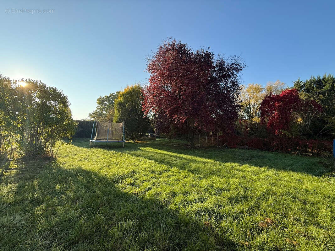 Maison à MAREUIL-SUR-ARNON