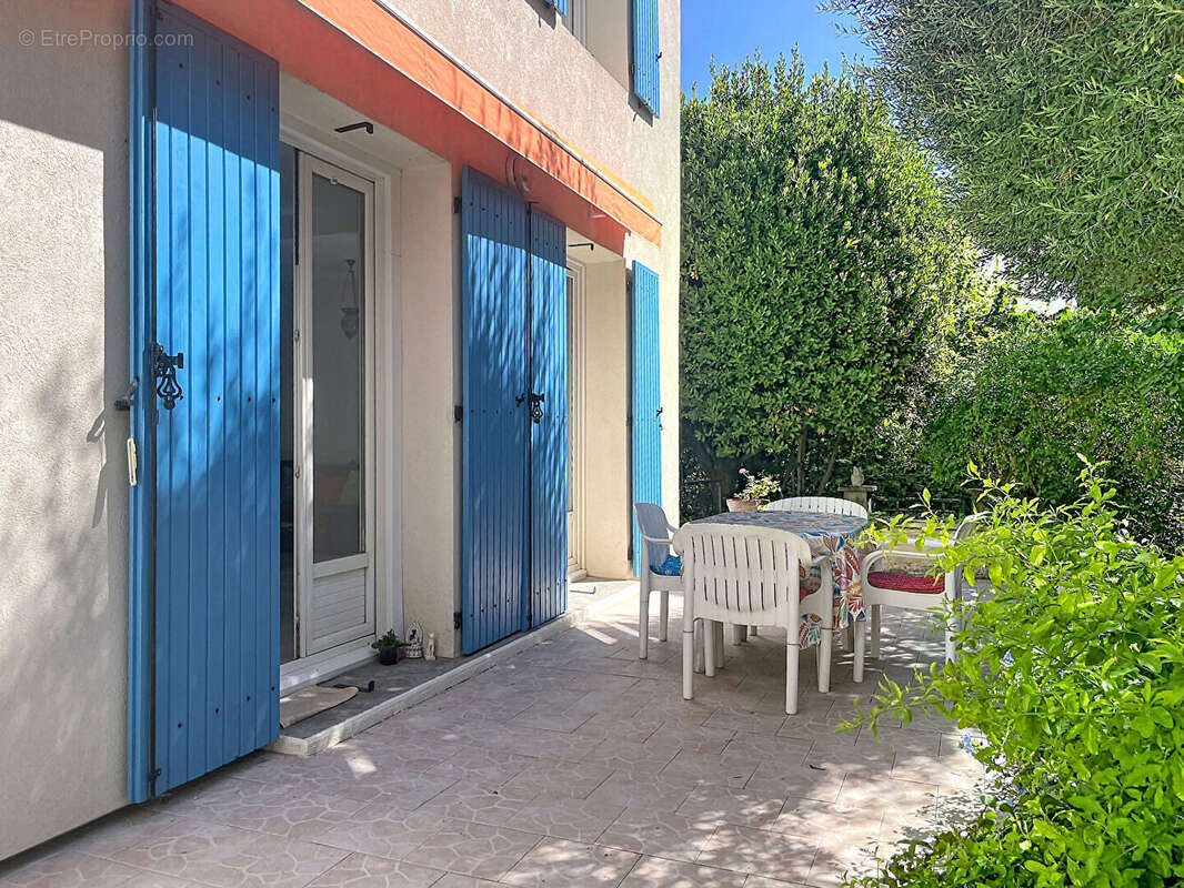 Villa Nimes 4 pièce(s) 90.80 m2 - photo 4
