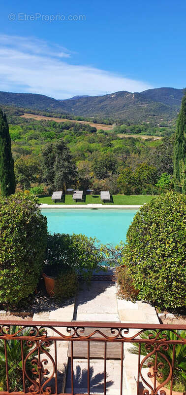 Maison à PLAN-DE-LA-TOUR