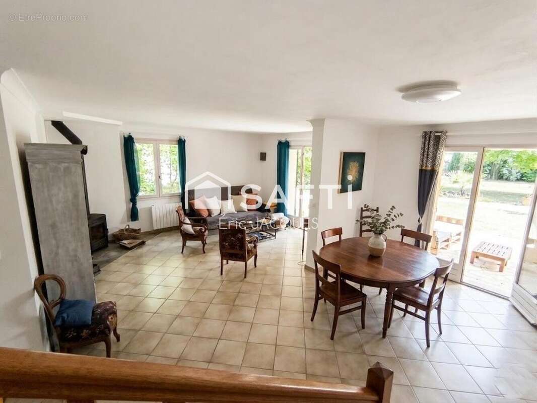 Maison 132 m² à Entrechaux  - photo 5