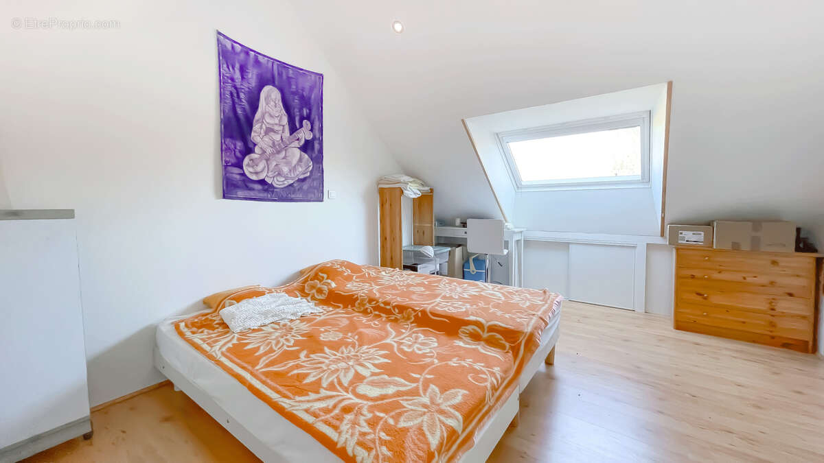 Maison T6 de plain-pied   141,58 m2   Changé - photo 9