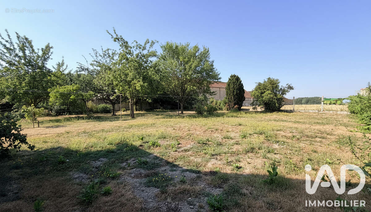 Maison 85 m² à Egligny  - photo 7