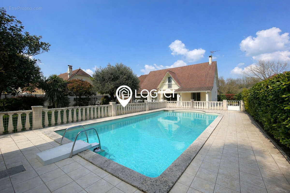 Maison à LESCAR