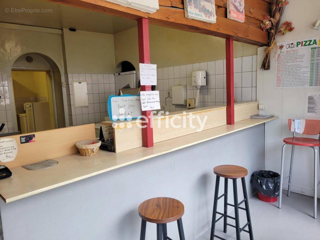 Commerce à LIVRON-SUR-DROME