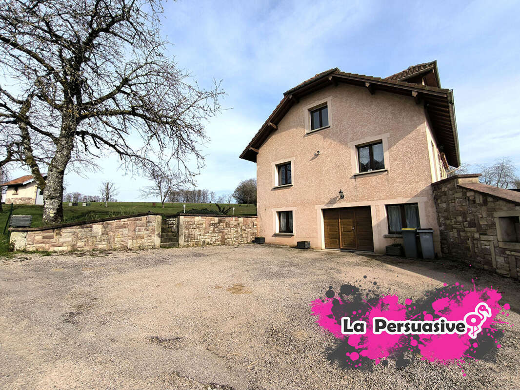 Maison à FOUGEROLLES